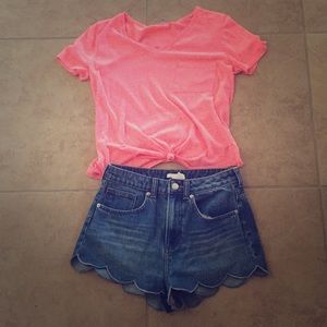 Mid rise scalloped jean shorts
